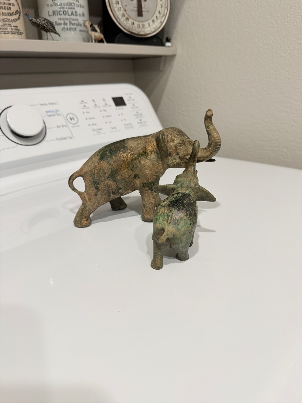 Vintage Heavy Brass Elephant Sculptures made in Japan by Otagiri - Picture 8 of 17